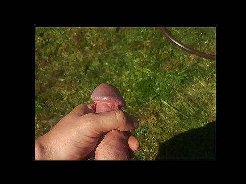 ❤️ A guapa quente recibe o seu coño rosa fodido e corre cun chorro nun xardín de verán ❤️❌ Porno ruso en % gl.sexafinkarasskaz.ru %