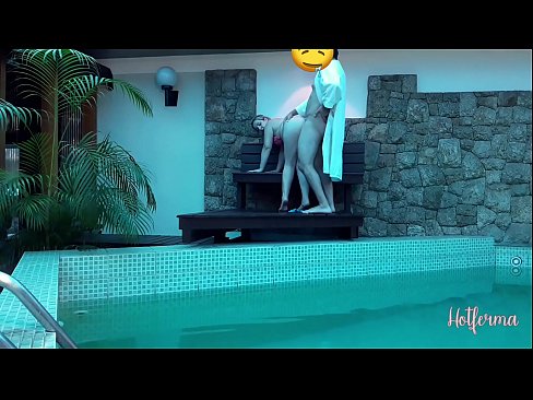 ❤️ O xefe invita a criada á piscina, pero non puido resistirse a un quente ❤️❌ Porno ruso en % gl.sexafinkarasskaz.ru %